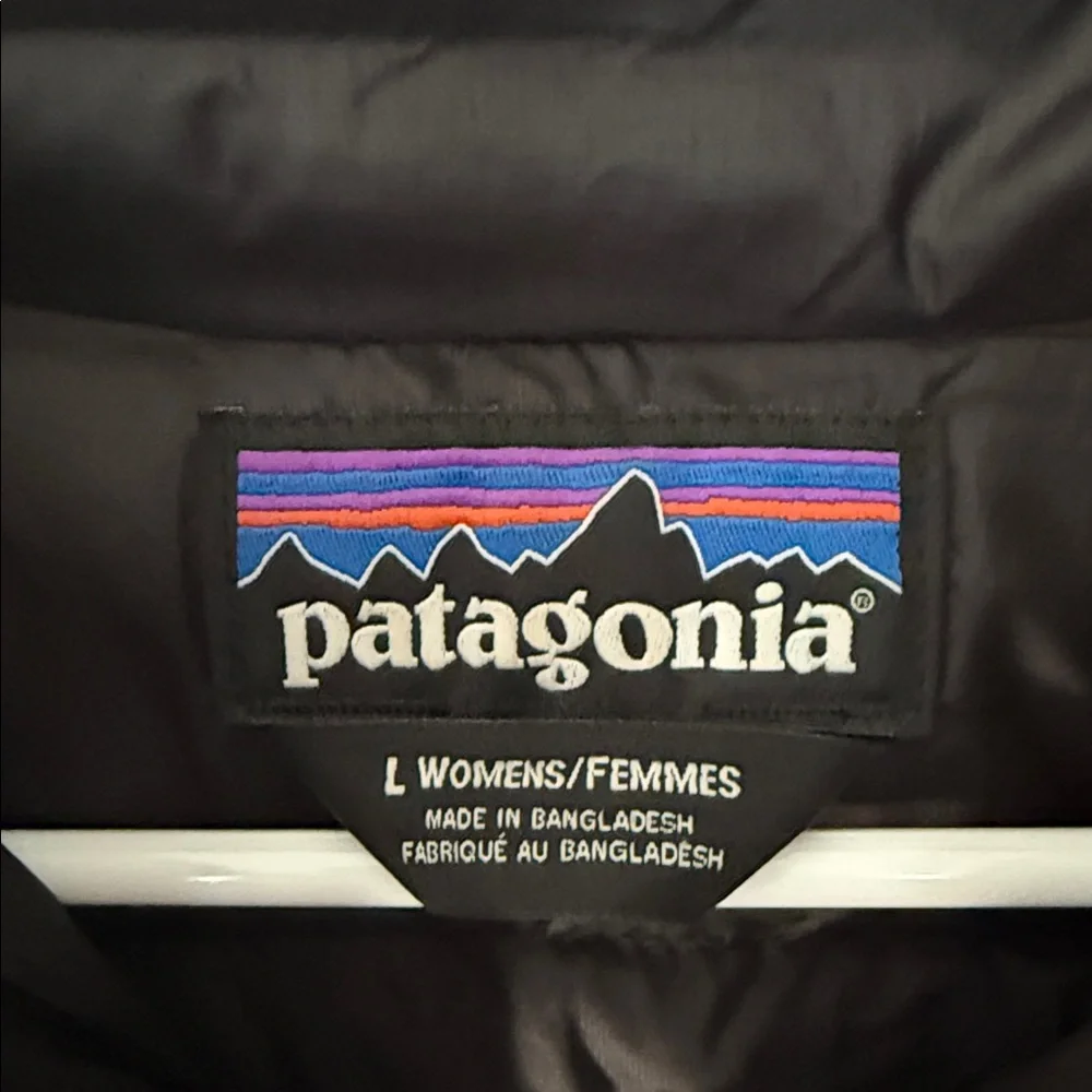 Patagonia Women’s Nano Puff Jacket - Picture 2 of 6